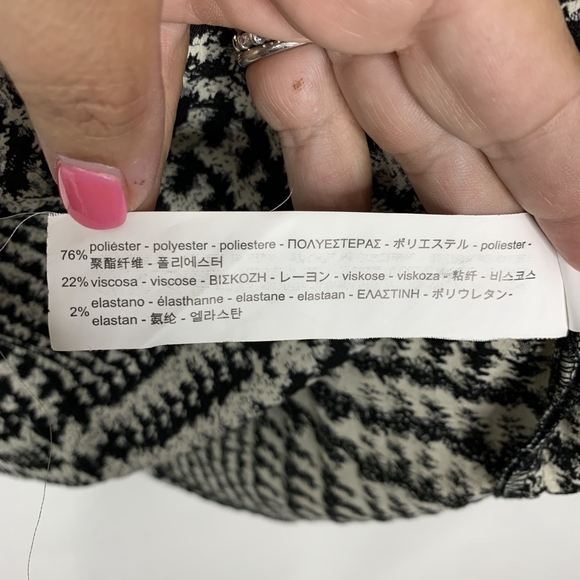 2/$30 ZARA Houndstooth Glen Plaid Shift Dress with Frilled Sleeve Ecru S#5327 - Picture 14 of 16